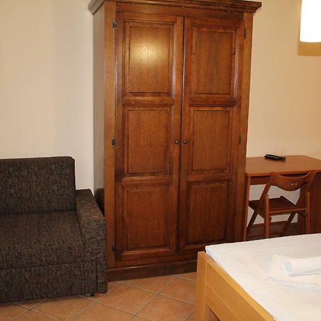 Prenociste "Magnus" Bed & Breakfast Slavonski Brod Exterior photo
